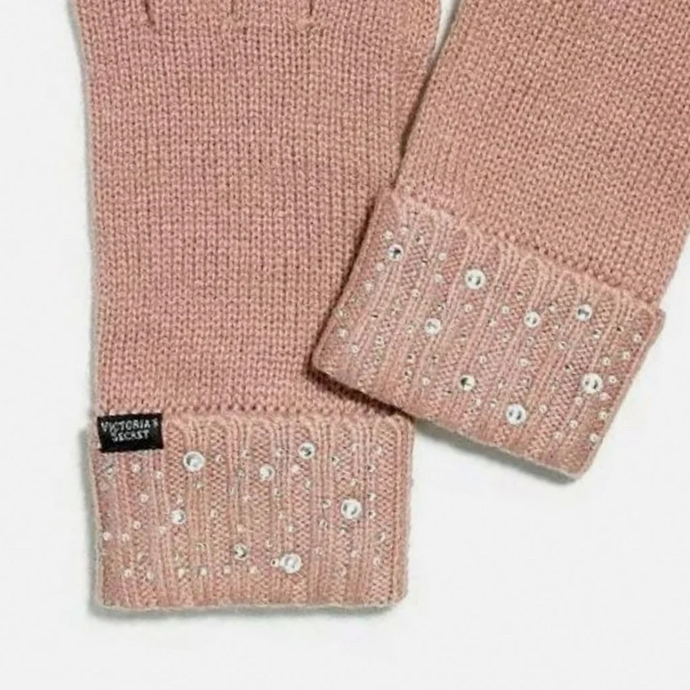VICTORIAS SECRET Embellished Knit Gloves